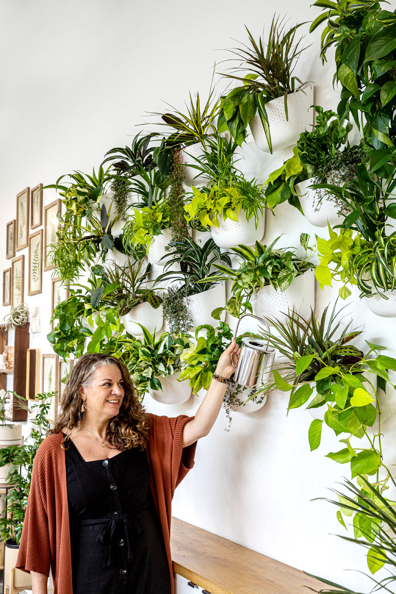 Oregon Home Magazine: DIY Vertical Green Wall