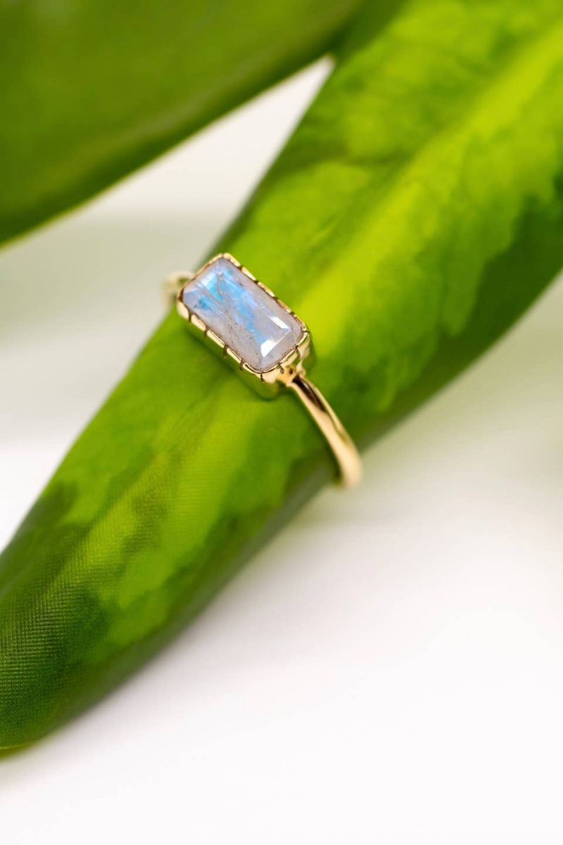 Baizaar-Brass-Etched-Prong-Stone-Ring-Moonstone