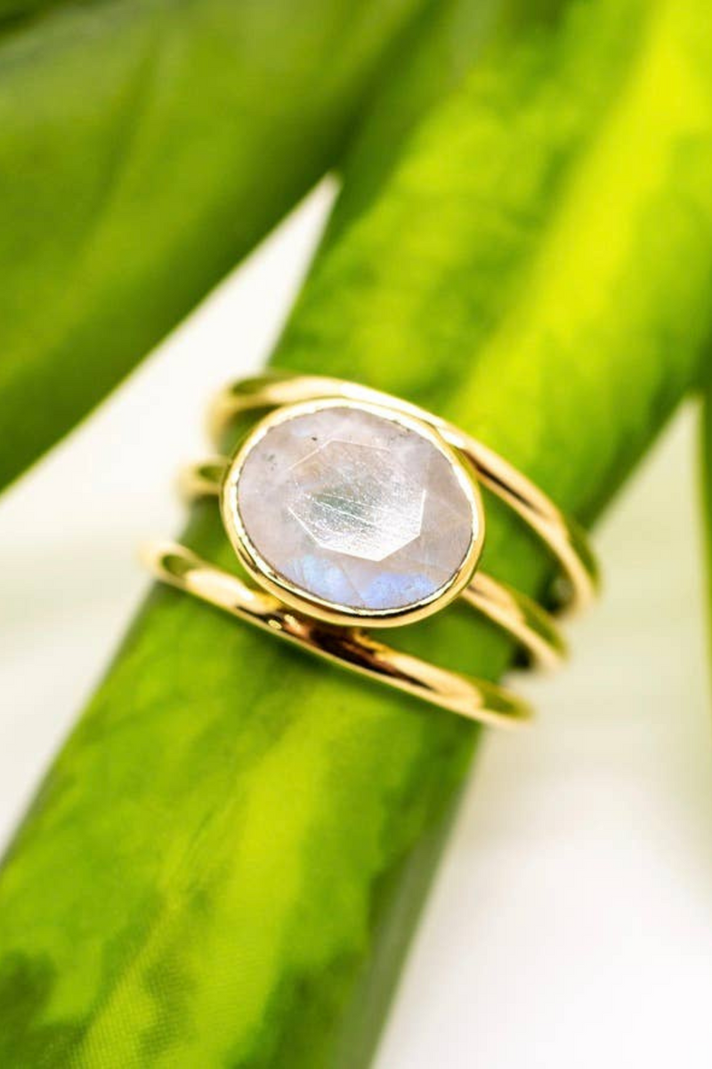 Baizaar-Brass-Moonstone-Triple-Band-Ring
