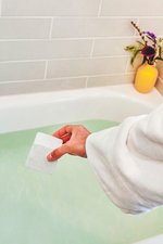 3 of 4:Baudelaire Effevescent Bath Cube