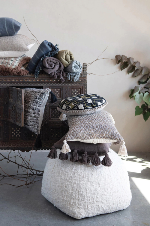 Charcoal Slub Tassel Lumbar Pillow