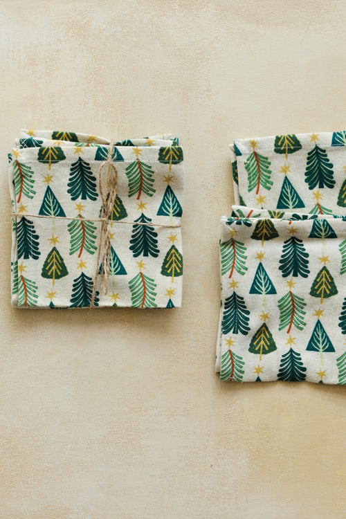 Yuletide Splendor Cotton Linen Cocktail Napkin