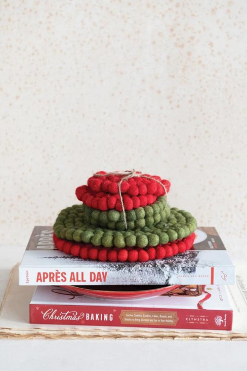 Creative-Coop-Winter-Wool-Felt-green-red-Coasters-set