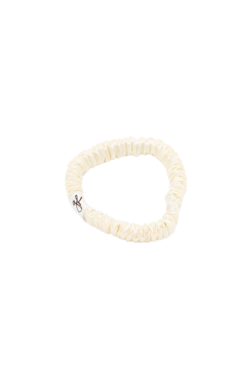 Gilded-Fox-Silk-Scrunchie-Micro-Milky