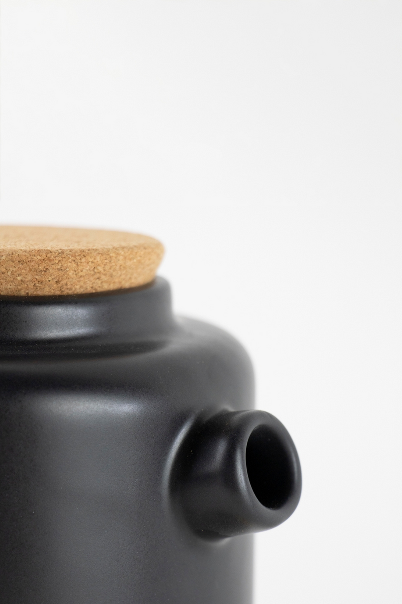 LIGA-Matte-Black-Ceramic-Cork-Tea-for-Two-Set