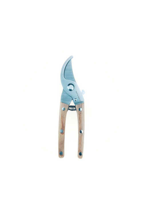 Wood-Handled Bypass Pruners