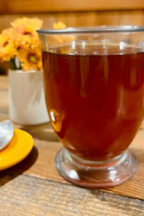 Suttle Tea Cardamom Gold Black Tea