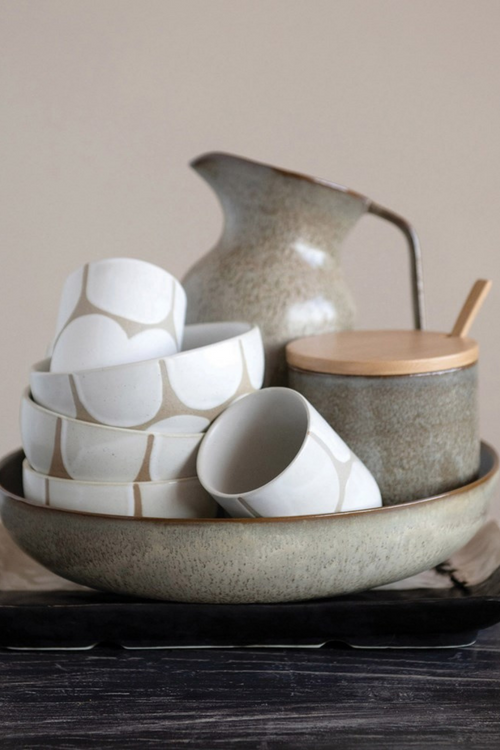 Creative Co-op White Scallop Stoneware Bowl DF4317