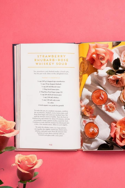 Floral Libations: 41 Fragrant Drinks and Ingredients by Cassie Winslow
